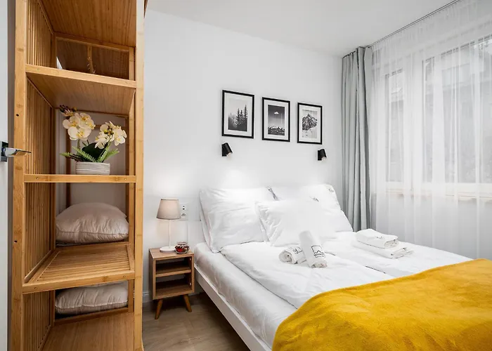 Art דירה שצ'בניצה